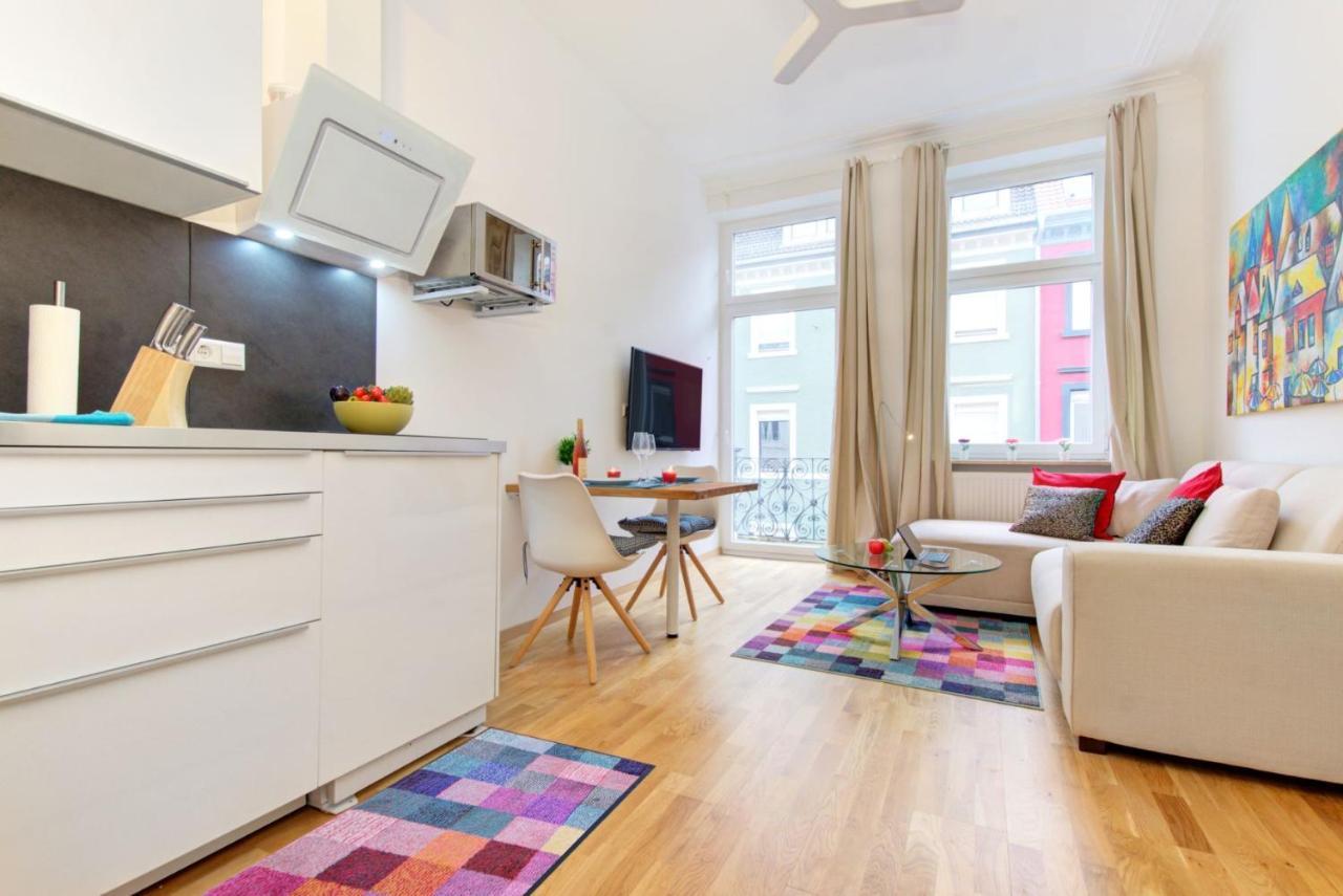 Altbaucharme In Der Stadtmitte Apartment Karlsruhe Exterior photo